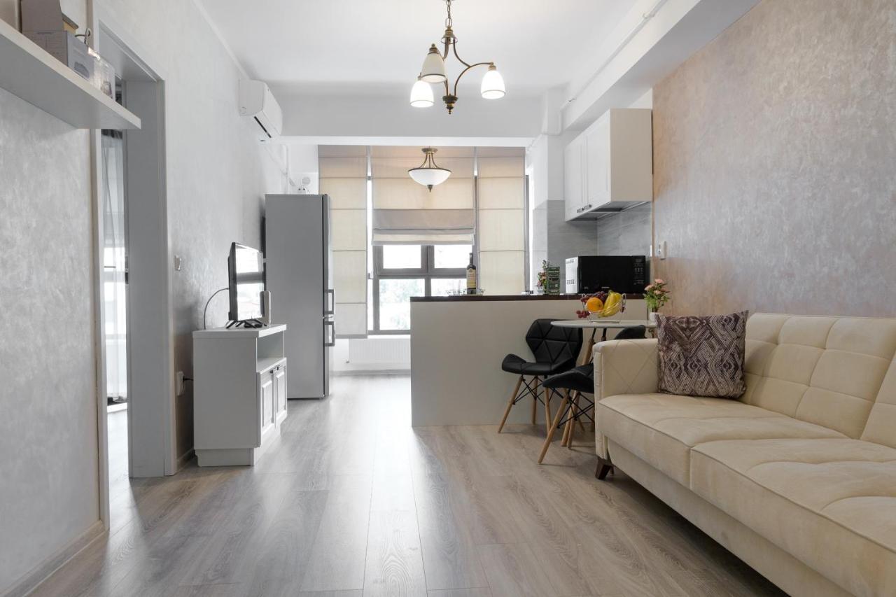 Studios & Apartments Palas By Glam Apartments Iasi Exterior photo